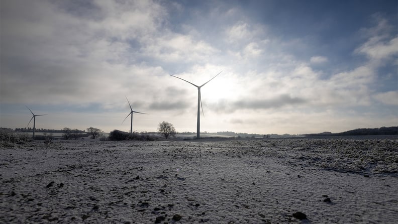 Wind_Turbines_UK_i.jpg